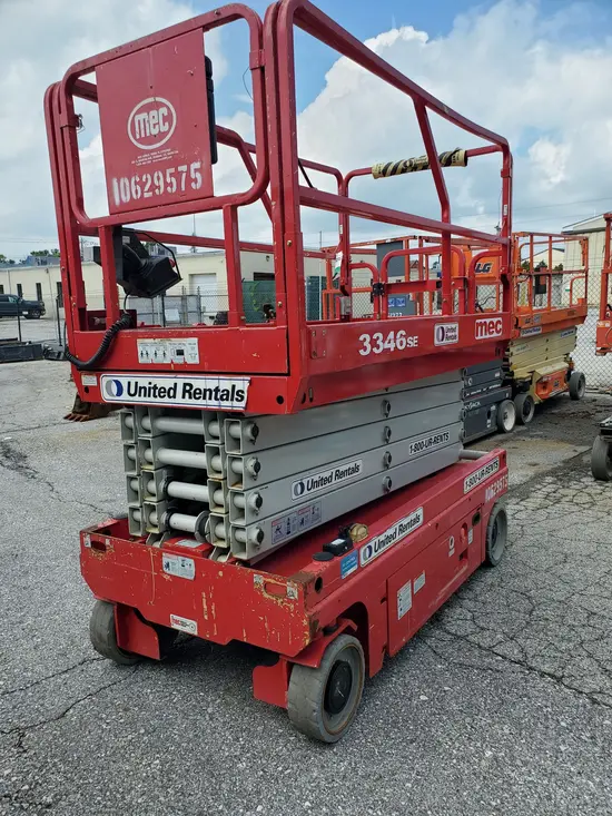 2017 MEC 3346SE Scissor Lift