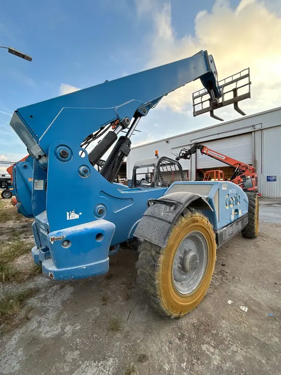2015 Genie GTH-844 Forklift