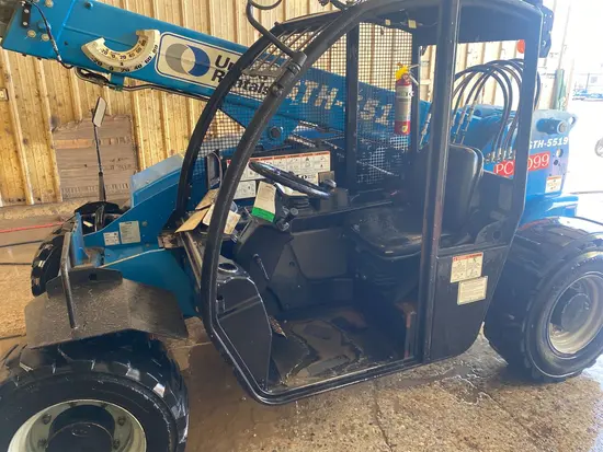 2017 Genie GTH-5519 Forklift