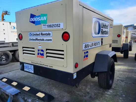 2019 Doosan P425/HP375EXT4I Air Compressor