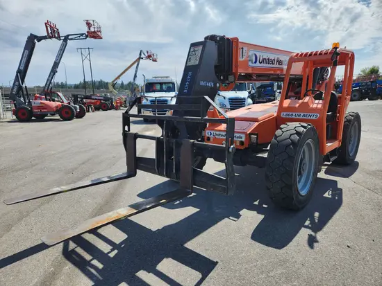 2016 SKYTRAK 8042 Forklift