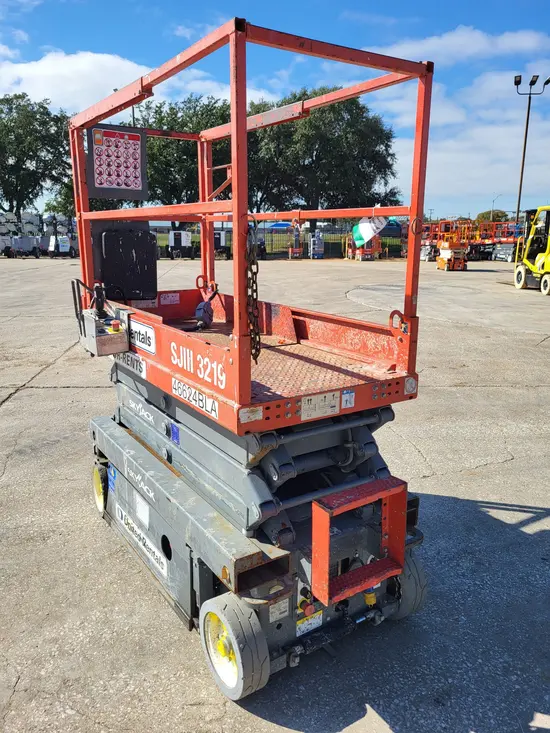 2017 Skyjack SJIII3219 Scissor Lift