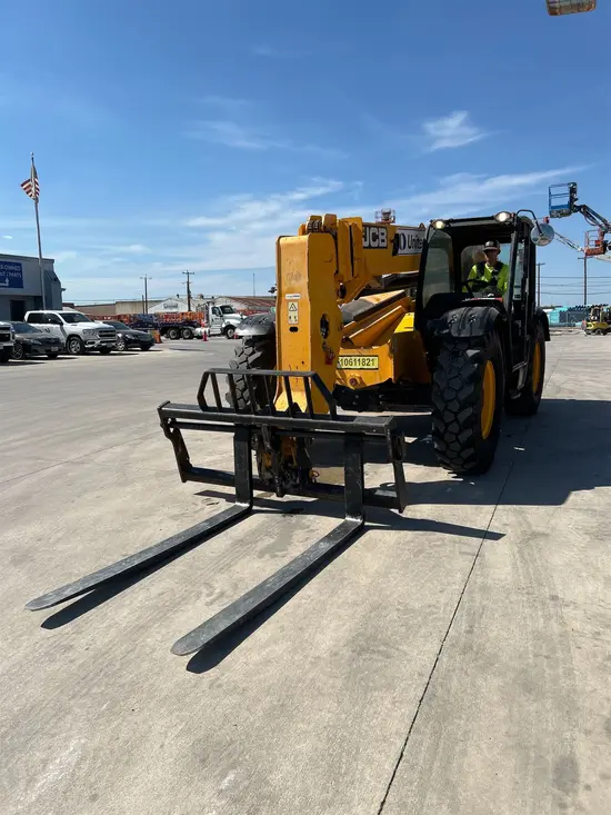 2017 JCB 507-42 Forklift