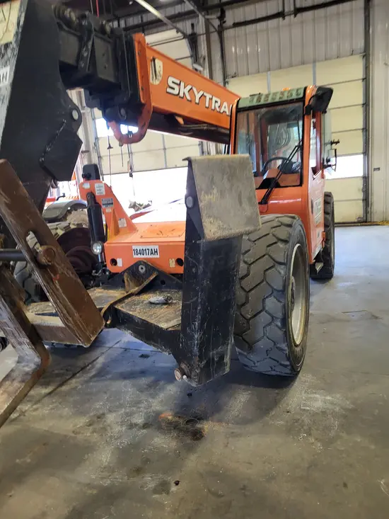 2017 SKYTRAK 10054 Forklift