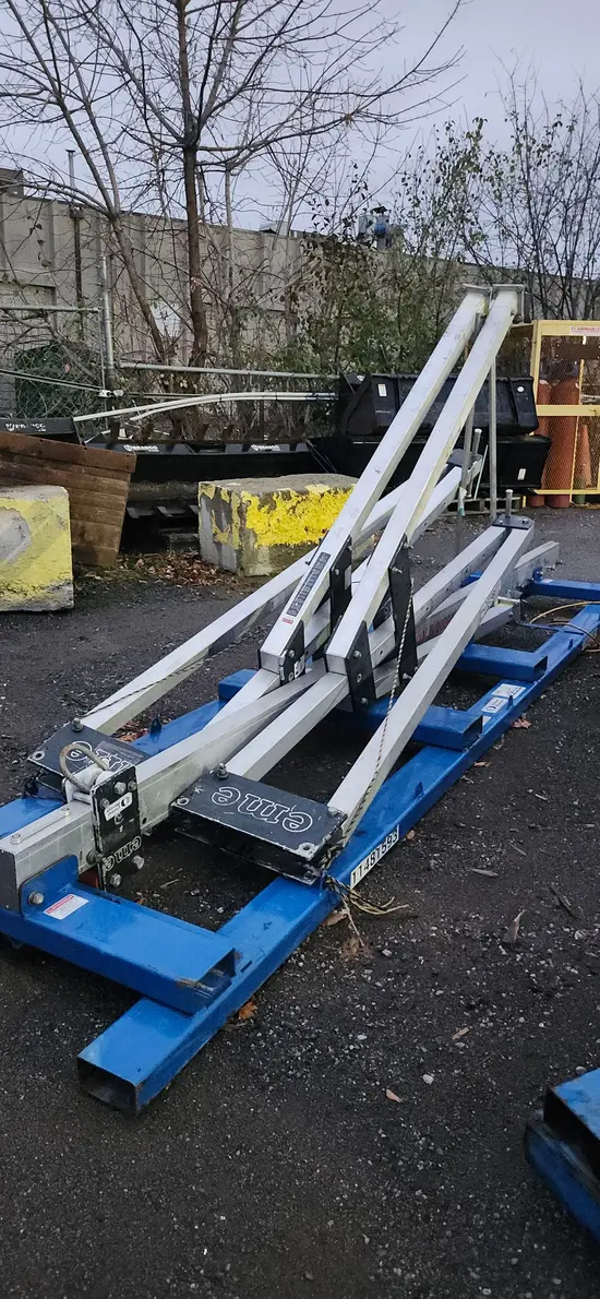 2016 EME 4400T-15 Crane