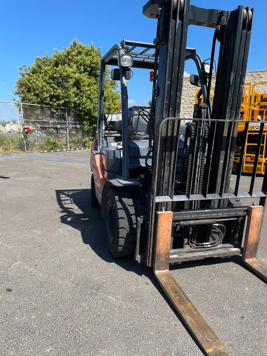 2017 Toyota 8FGU25 Warehouse Forklift