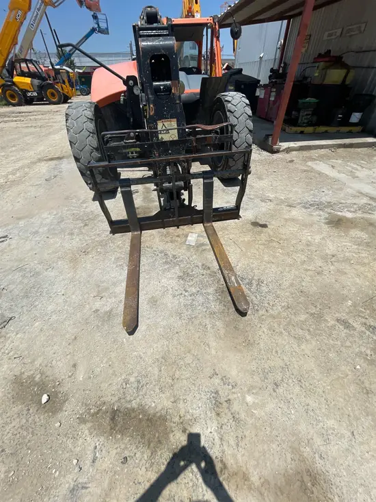 2016 JLG 642 Forklift