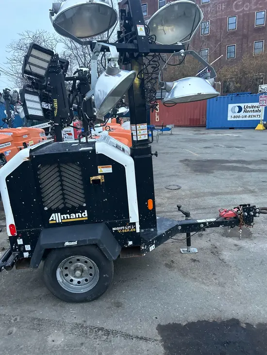 2017 Allmand NIGHT-LITE PRO Towable Light Tower