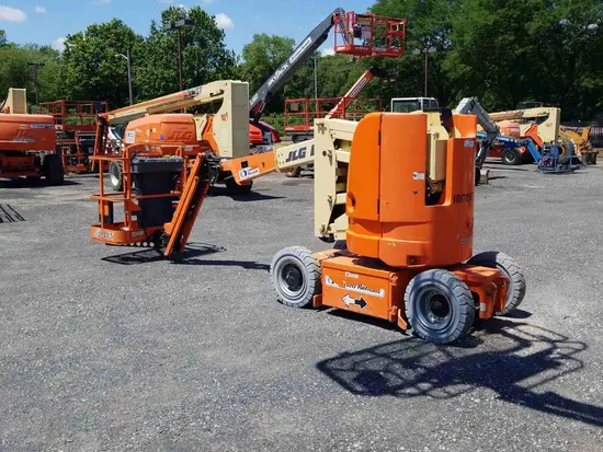 2013 JLG E300AJP Articulating Boom Lift