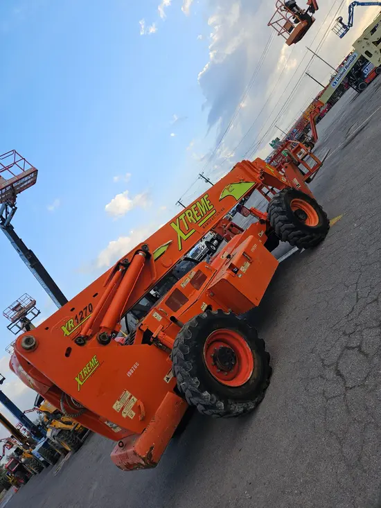 2017 XTREME XR1270 Forklift