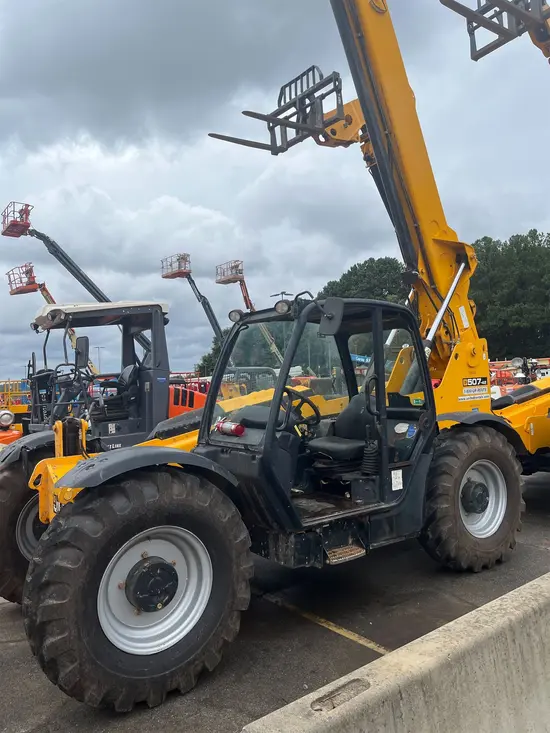 2014 JCB 507-42 Forklift