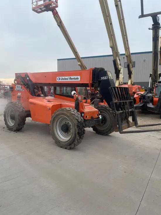 2016 SKYTRAK 8042 Forklift