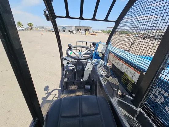 2017 Genie GTH-5519 Forklift