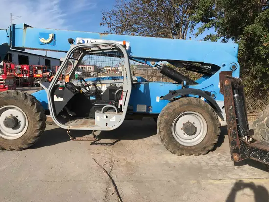 2013 Genie GTH-844 Forklift