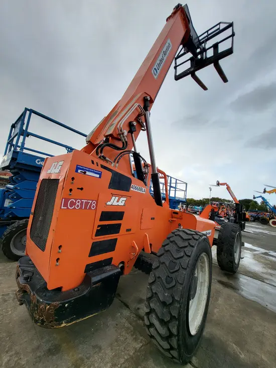 2017 SKYTRAK 6036 Forklift