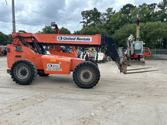 2015 SKYTRAK 6042 Forklift
