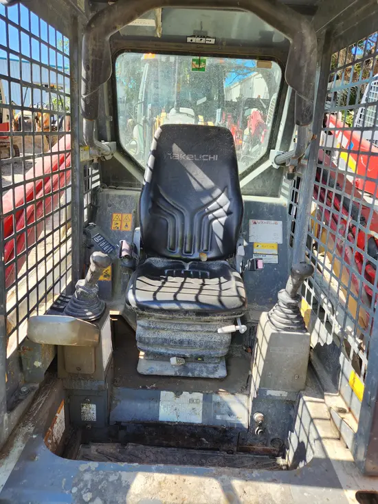 2018 Takeuchi TL8W Track Loader