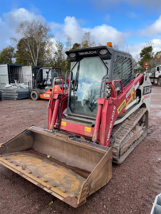 2018 Takeuchi TL6CR Track Loader