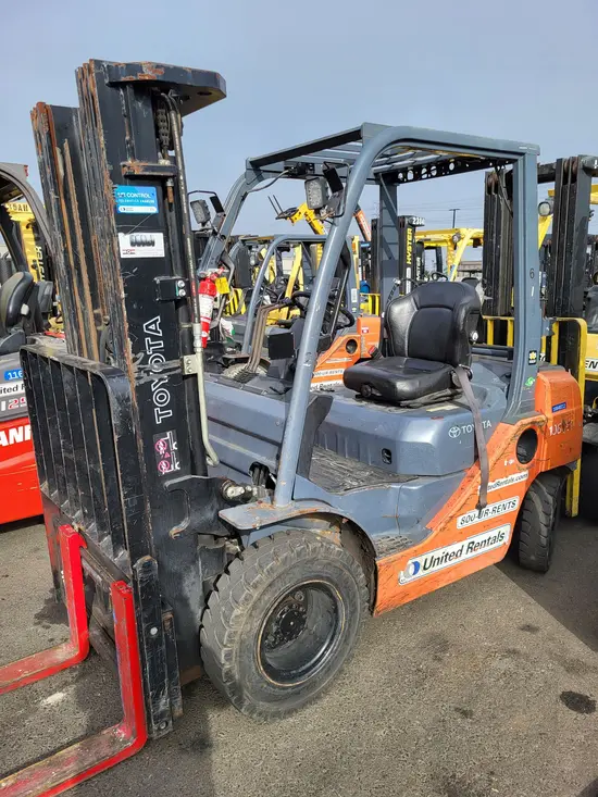 2018 Toyota 8FGU25 Warehouse Forklift