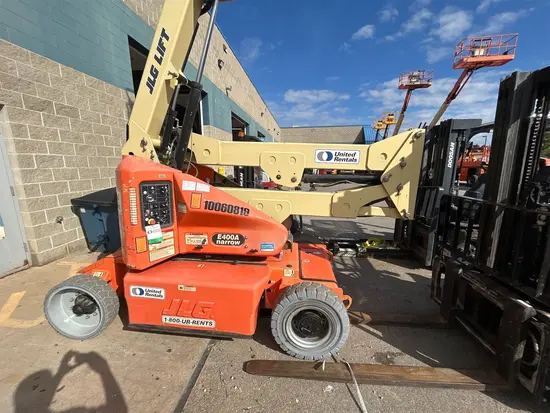2012 JLG E400AN Articulating Boom Lift