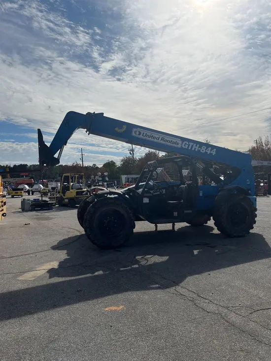 2016 Genie GTH-844 Forklift
