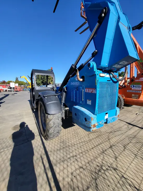 2016 Genie GTH-1056 Forklift
