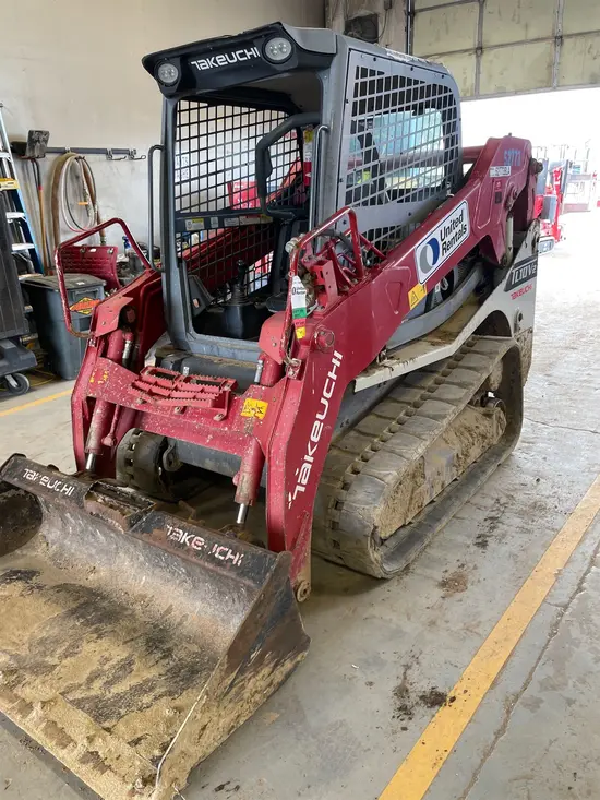 2017 Takeuchi TL10V2-R Track Loader