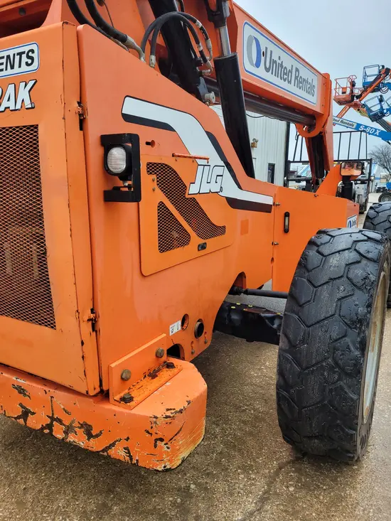 2014 SKYTRAK 6042 Forklift