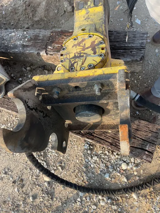 2019 Epiroc SB 452 Attachment
