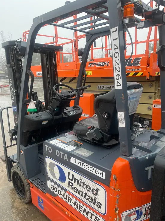 2022 Toyota 8FBCU25 Warehouse Forklift
