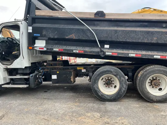 2019 Freightliner M2 106 DUMP Truck