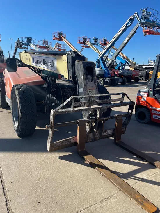 2016 JLG 642 Forklift