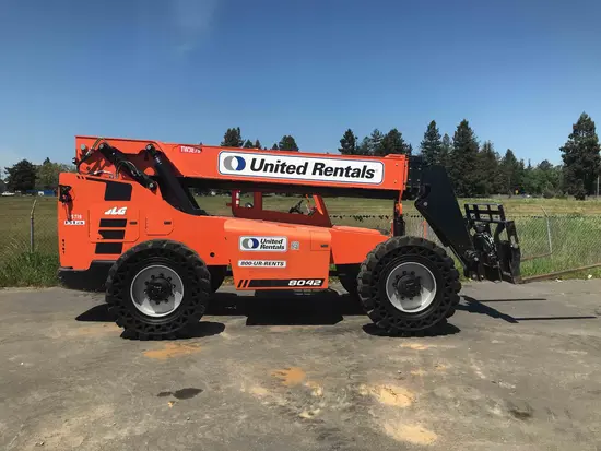 2015 SKYTRAK 8042 Forklift