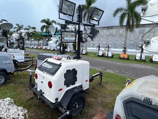2017 Terex RL4V2 Towable Light Tower