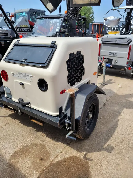2017 Terex RL4 Towable Light Tower