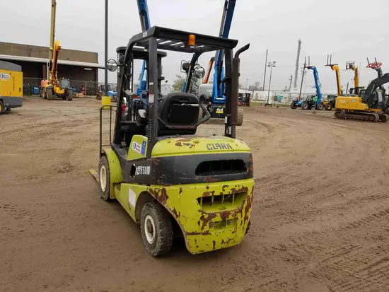 2013 Clarke C25 Forklift
