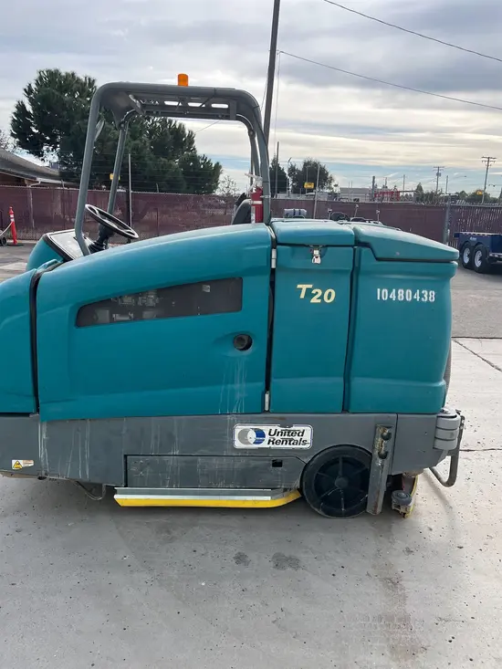 2016 Tennant T-20 Scrubber