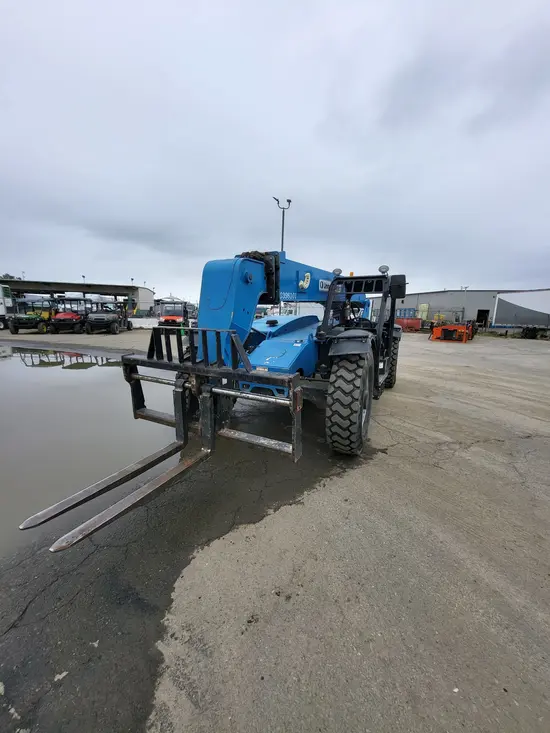 2015 Genie GTH-844 Forklift