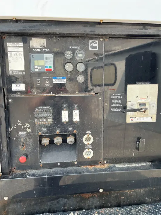 2014 Cummins C300D6RG Diesel Generator