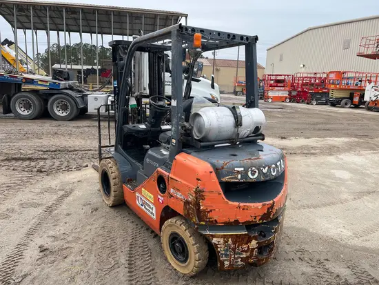 2017 Toyota 8FGU25 Warehouse Forklift