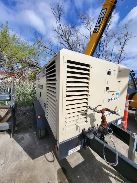 2017 Doosan VP900E Air Compressor