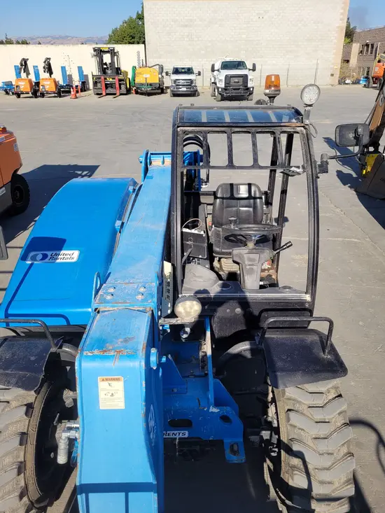 2017 Genie GTH-5519 Forklift