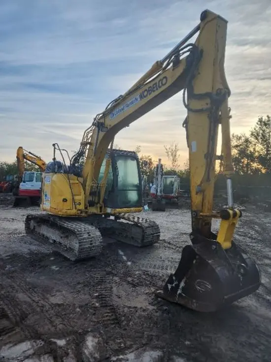 2018 Kobelco SK140SR-5 Excavator