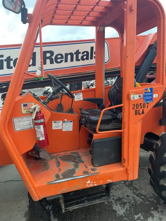 2015 SKYTRAK 6042 Forklift
