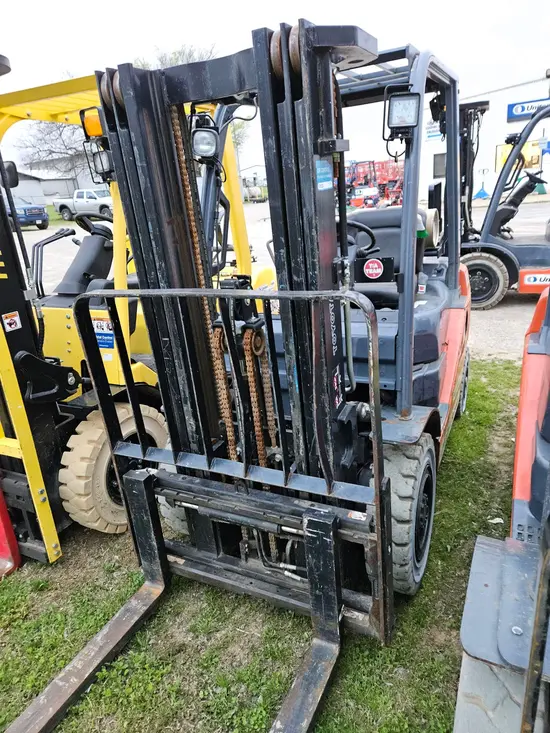 2018 Toyota 8FGU25 Warehouse Forklift