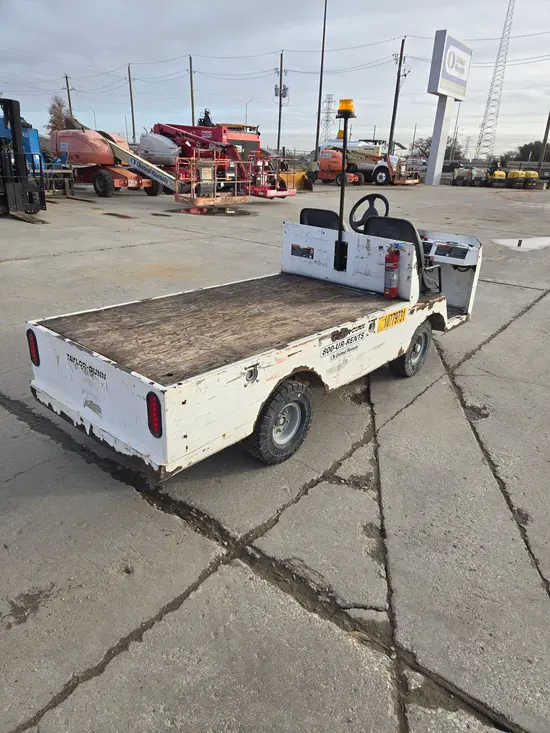 2018 Taylor Dunn B5-440-36 Utility Vehicle