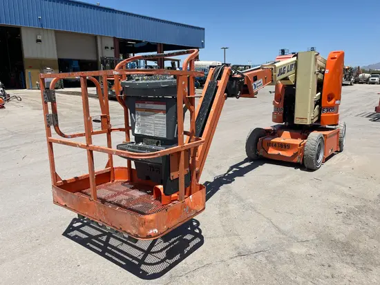 2013 JLG E300AJP Articulating Boom Lift