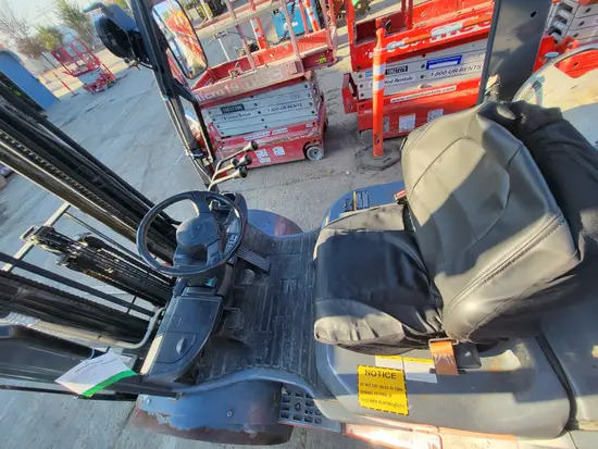 2018 Toyota 8FGU25 Warehouse Forklift