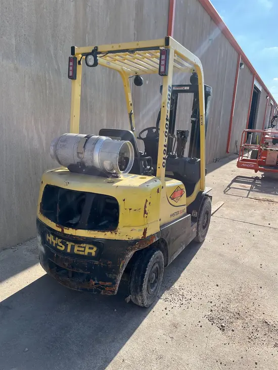 2016 HYSTER H50XT Warehouse Forklift