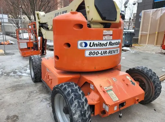 2014 JLG E450AJ Articulating Boom Lift